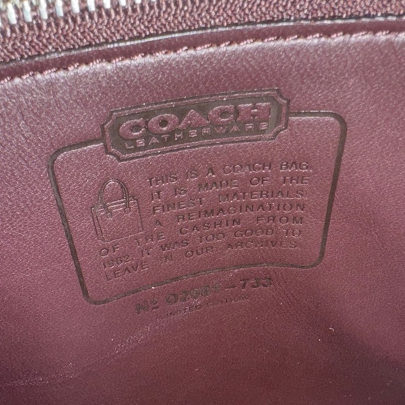 Coach Cashin 22 in Taupe, EUC; missing Coach Originals hangtag - Picture 10 of 15